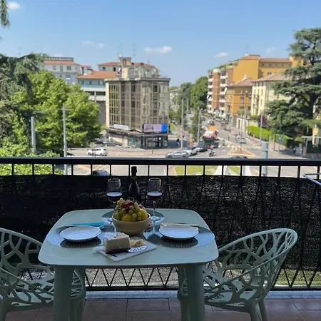 In The Center Of - Aurea ! Apartment