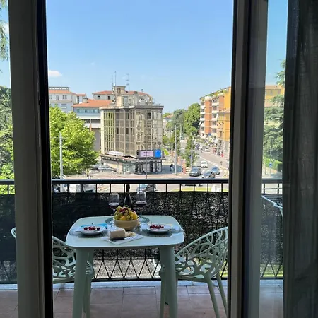 Monolocale Per 2 Nel Centro Di - Aurea ! Apartman