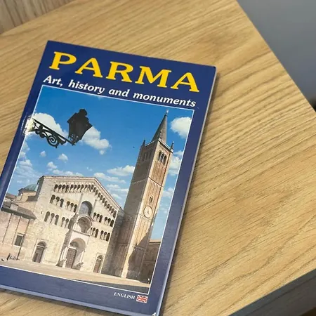 דירה Monolocale Per 2 Nel Centro Di - Aurea ! *