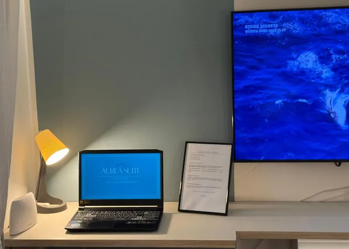 Monolocale Per 2 Nel Centro Di - Aurea ! Apartament Parma